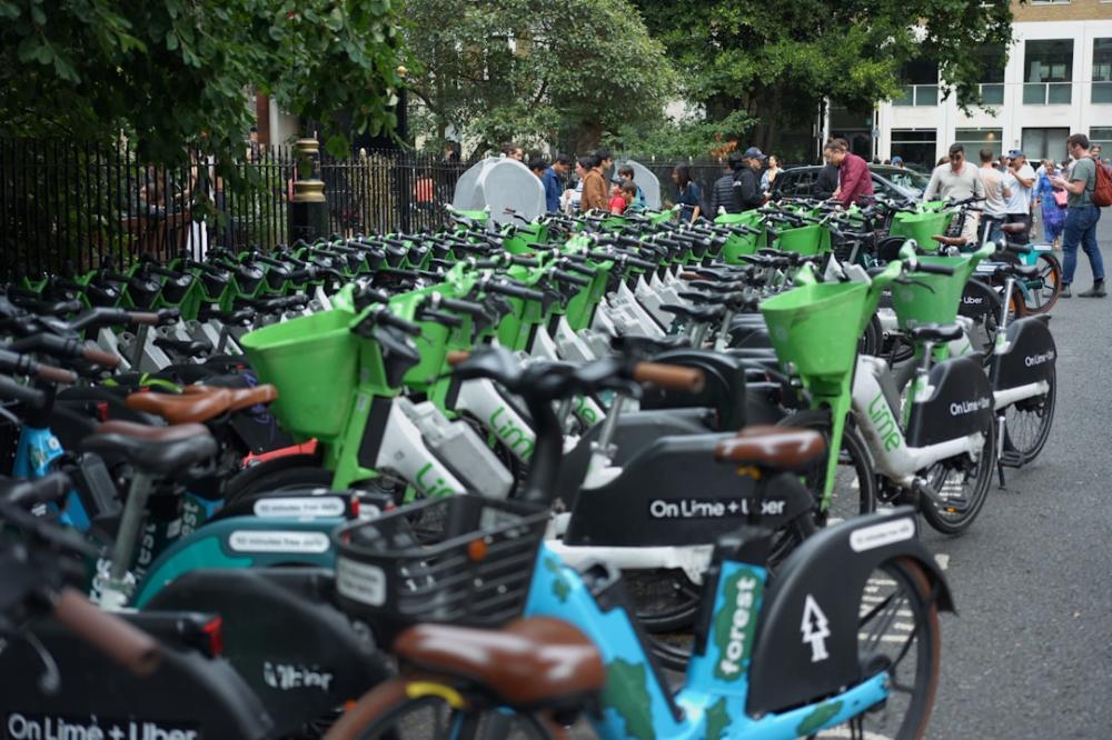 Ny teknologi revolutionerer cykling: Elcykeler til alle!